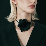 Pletórica collar negro en piel de ternera