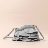 Vuelo Aether Blue Soft Clutch en piel de ternera - Edición Limitada